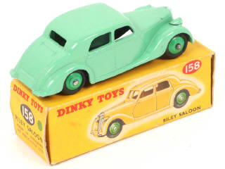 Lot 235 - DINKY TOYS (GB) (1)