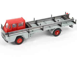 Lot 276 - DINKY TOYS (FRANCE) (1)