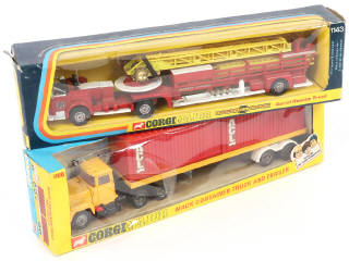 Lot 164 - CORGI TOYS (GB) (2)