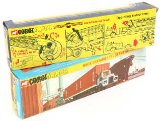 Lot 164 - CORGI TOYS (GB) (2)
