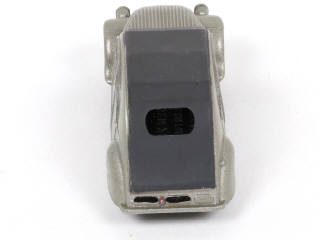 Lot 258 - DINKY TOYS (FRANCE) (1)