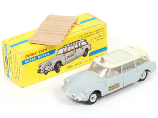 Lot 301 - DINKY TOYS (FRANCE) (1)