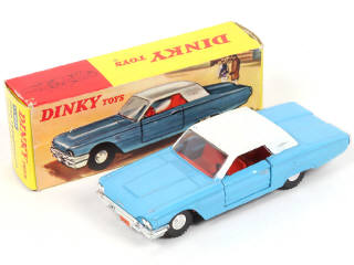 Lot 244 - DINKY TOYS (GB) (1)