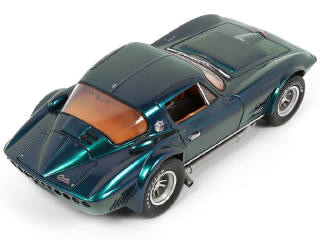 Lot 35 - EXOTO (USA) (1)