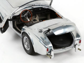 Lot 60 - EXOTO (USA) (1)