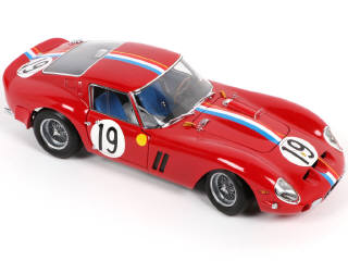 Lot 92 - KYOSHO (JAPON) (1)