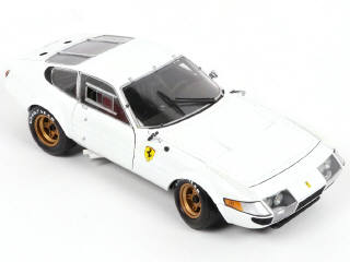 Lot 94 - KYOSHO (JAPON) (1)