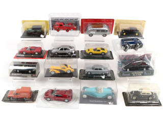 Lot 45 - DIVERS (16)