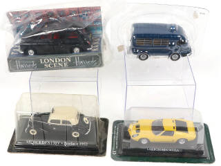 Lot 45 - DIVERS (16)