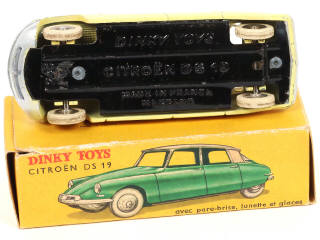 Lot 268 - DINKY TOYS (FRANCE) (1)