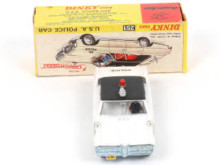 Lot 247 - DINKY TOYS (GB) (1)