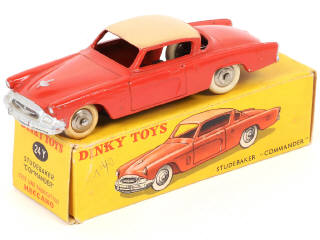 Lot 267 - DINKY TOYS (FRANCE) (1)