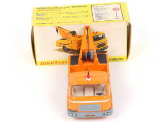 Lot 283 - DINKY TOYS (FRANCE) (1)
