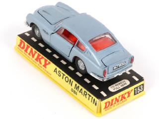 Lot 245 - DINKY TOYS (GB) (1)