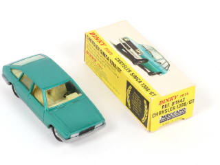 Lot 302 - DINKY TOYS (FRANCE) (4)