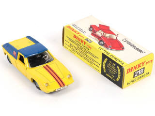 Lot 243 - DINKY TOYS (GB) (1)