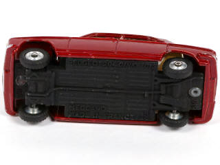 Lot 271 - DINKY TOYS (FRANCE) (1)