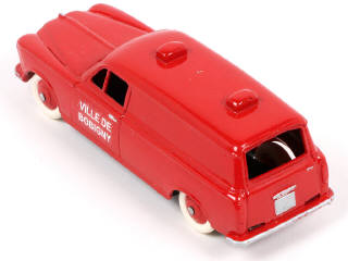 Lot 230 - CLUB DINKY FRANCE (1)