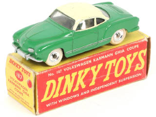 Lot 239 - DINKY TOYS (GB) (1)