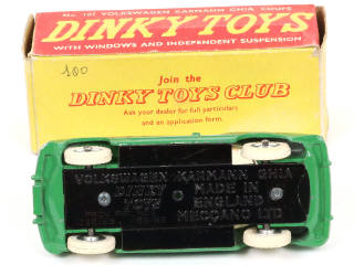 Lot 239 - DINKY TOYS (GB) (1)