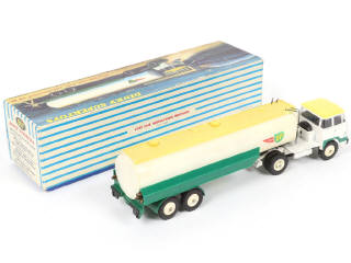 Lot 284 - DINKY TOYS (FRANCE) (1)