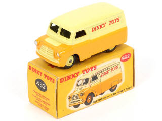 Lot 217 - DINKY TOYS (GB) (1)