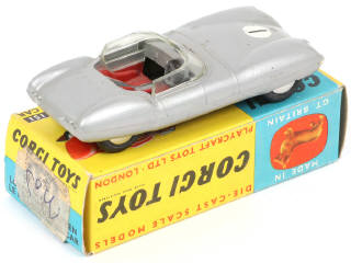 Lot 121 - CORGI TOYS (GB) (1)