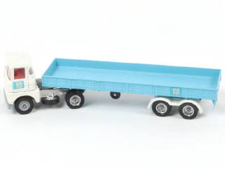 Lot 120 - CORGI TOYS (GB) (1)