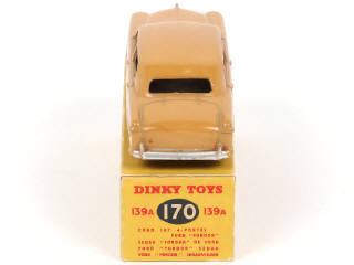 Lot 206 - DINKY TOYS (GB) (1)