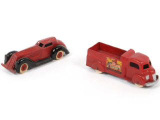 Lot 91 - TOOTSIETOY (USA) (2)