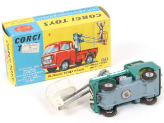 Lot 126 - CORGI TOYS (GB) (1)