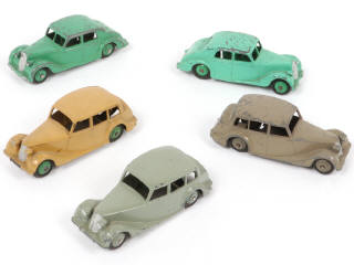 Lot 229 - DINKY TOYS (GB) (5)