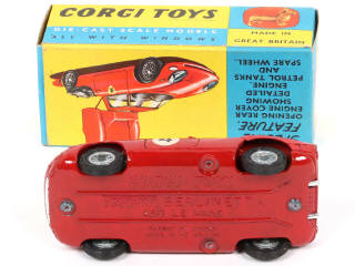 Lot 124 - CORGI TOYS (GB) (1)