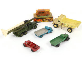 Lot 230 - DINKY TOYS (GB) (6)