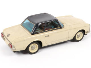 Lot 38 - DIVERS (JAPON) (1)