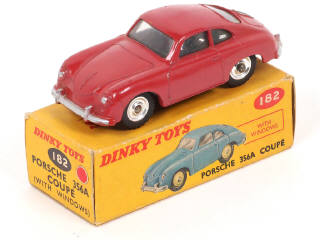 Lot 209 - DINKY TOYS (GB) (1)