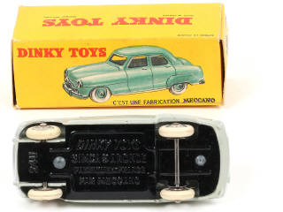 Lot 246 - DINKY TOYS (FRANCE) (1)