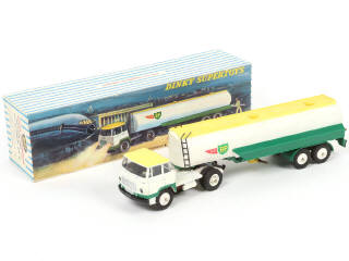 Lot 276 - DINKY TOYS (FRANCE) (1)