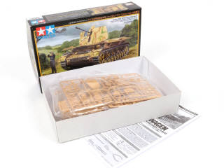 Lot 27 - TAMIYA (JAPON) (6)