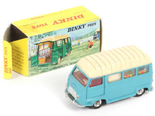 Lot 271 - DINKY TOYS (FRANCE) (1)