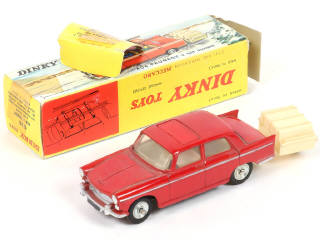 Lot 267 - DINKY TOYS (FRANCE) (1)