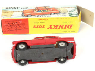 Lot 267 - DINKY TOYS (FRANCE) (1)