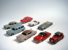 DINKY TOYS (FRANCE) (8)