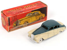 Lot 246 - QUIRALUX (FRANCE) (1)