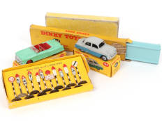 DINKY TOYS (GB) (4)