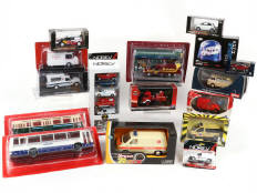 Lot 89 - DIVERS (16)