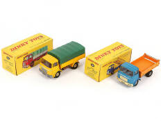 DINKY TOYS (FRANCE) (2)