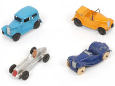Lot 214 - DINKY TOYS (GB) (4)