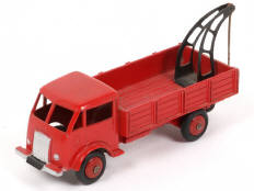 Lot 234 - DINKY TOYS (FRANCE) (1)