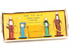 Lot 155 - DINKY TOYS (GB) (1)